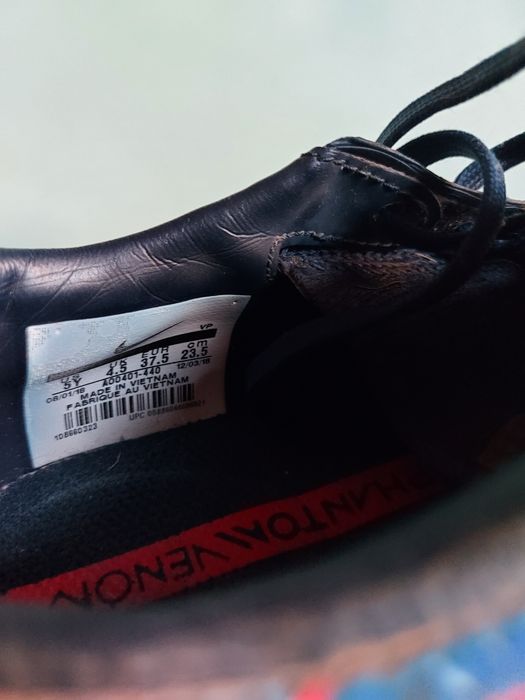 Model~650zł 37,5 23,5 Buty korki lanki Nike JR PHANTOM VENOM ELITE FG