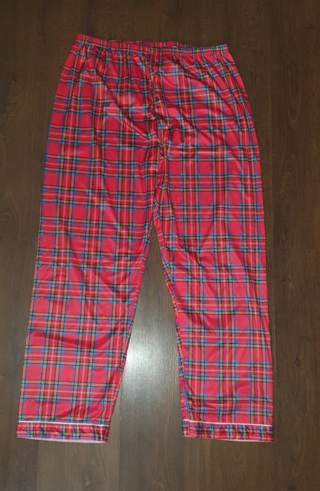 Чоловіча піжама.