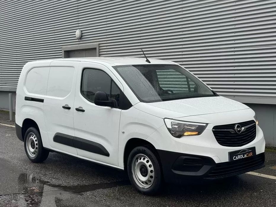 Opel COMBO LONGA/ 2022/ NACIONAL/IVA DEDUTIVEL