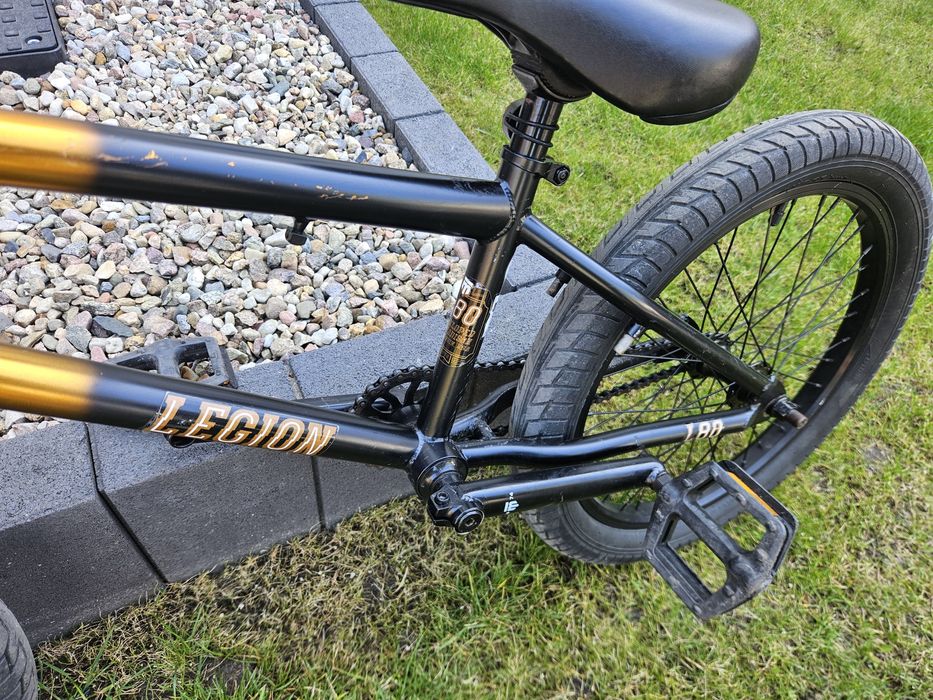 Mongoose L80 bmx