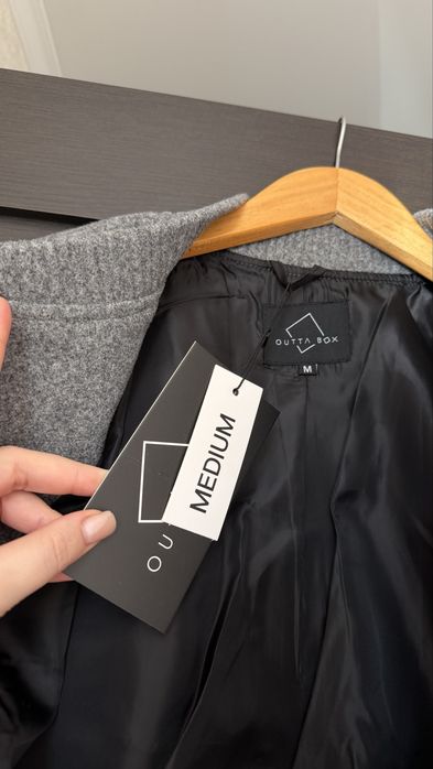 Бомбер в стилі zara