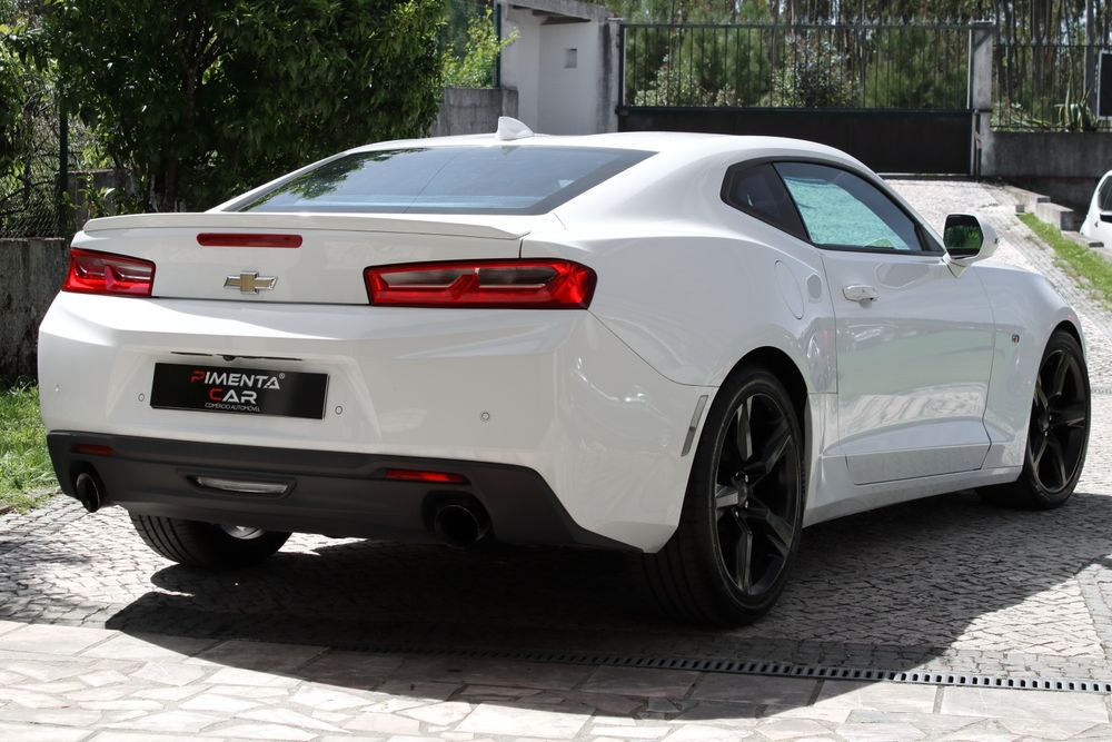 Chevrolet Camaro 2.0 Turbo Coupé (449€/Mês)