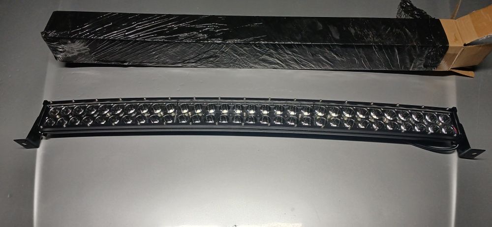 Лед балка, люстра.