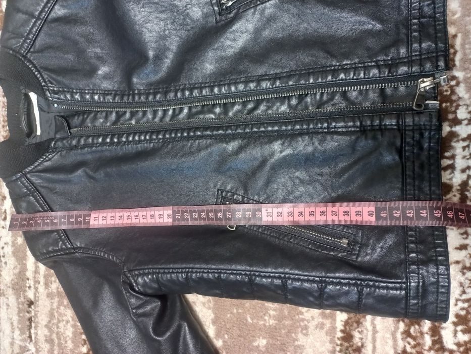 Кожанка на хлопчика фірми H&M