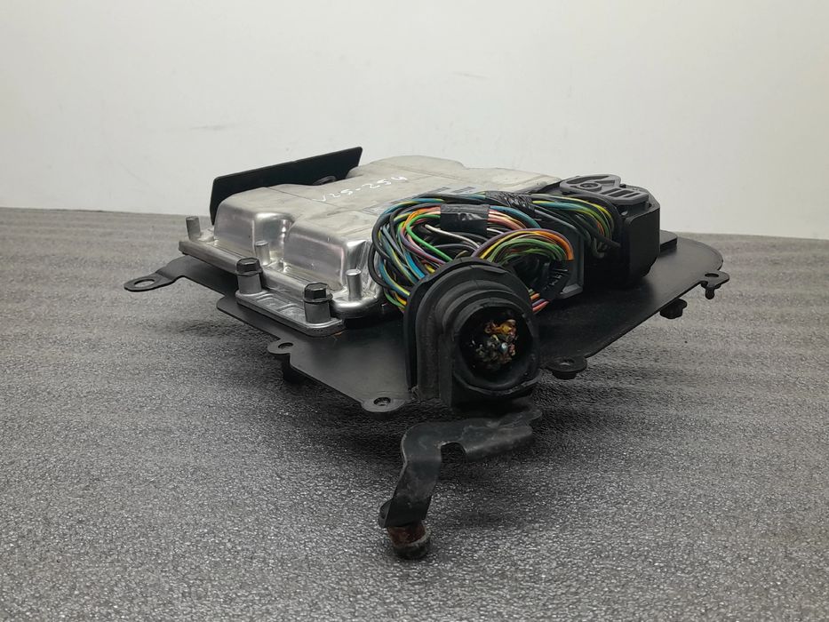 Centralina motor / ECU MITSUBISHI Space Star Combi (DG_A)