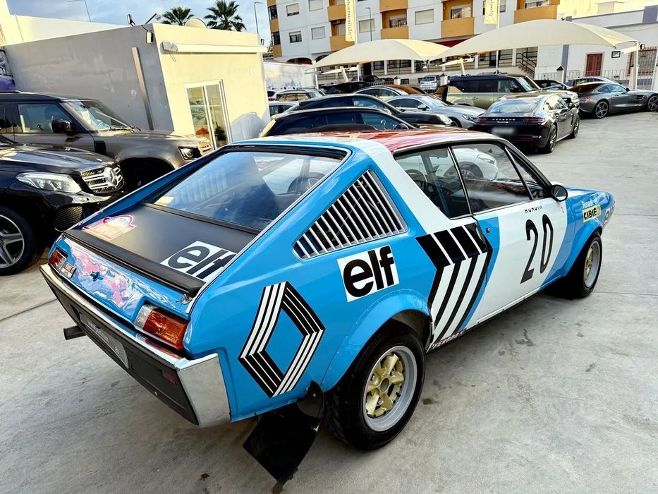Renault 1764849860019971122