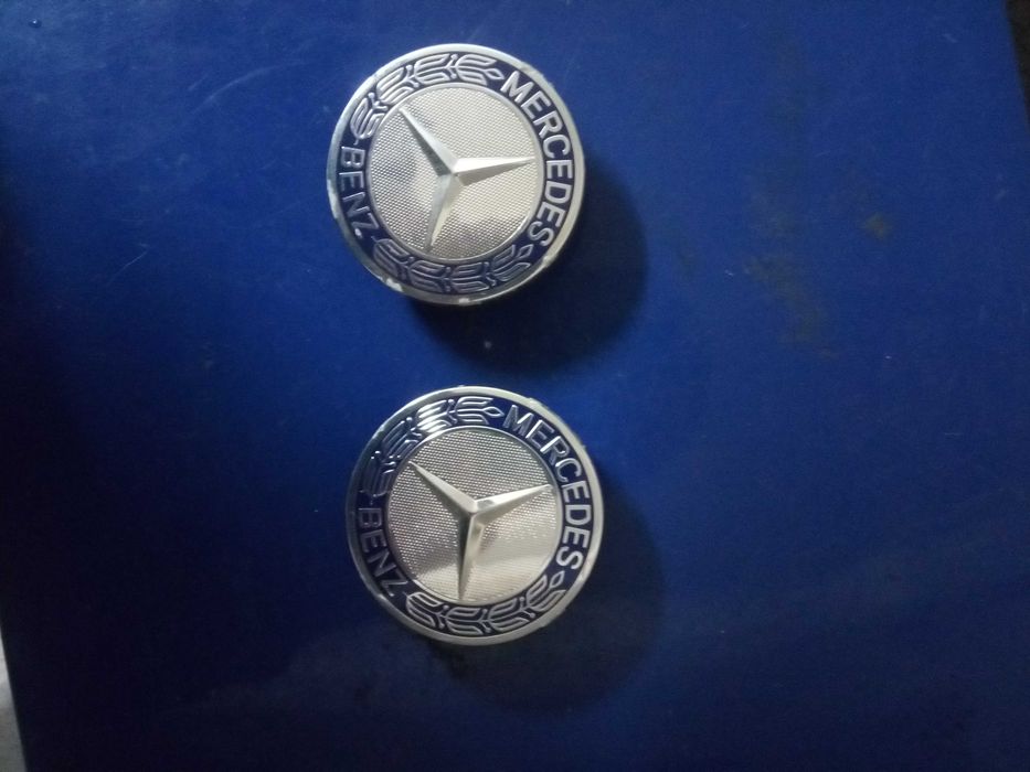 Símbolos Mercedes para jantes 4 novos com tampa parachoque .