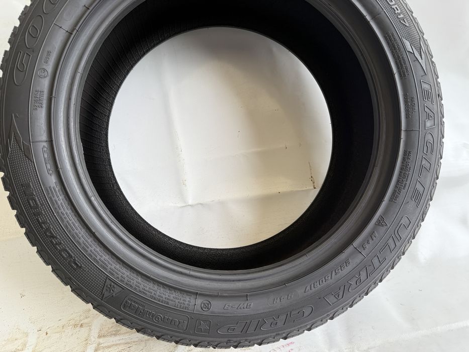 225/50/17 Goodyear Eagle Ultra Grip Run-Flat 94H 2018R (493)