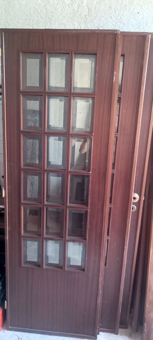 Portas de interior em madeira