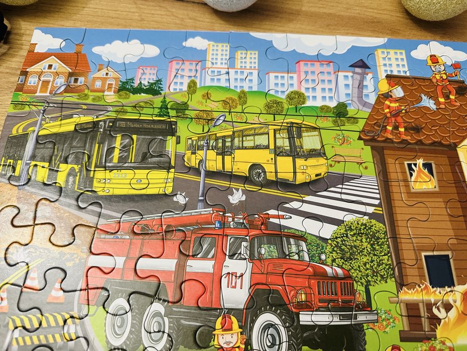 Дитячі Пазли "Транспорт" Спецмашини 88 елементів