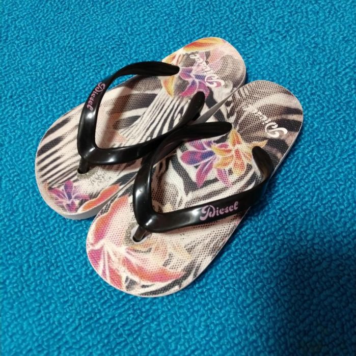 Тапочки,  Шльопанці,  в'єтнамки, шльопки