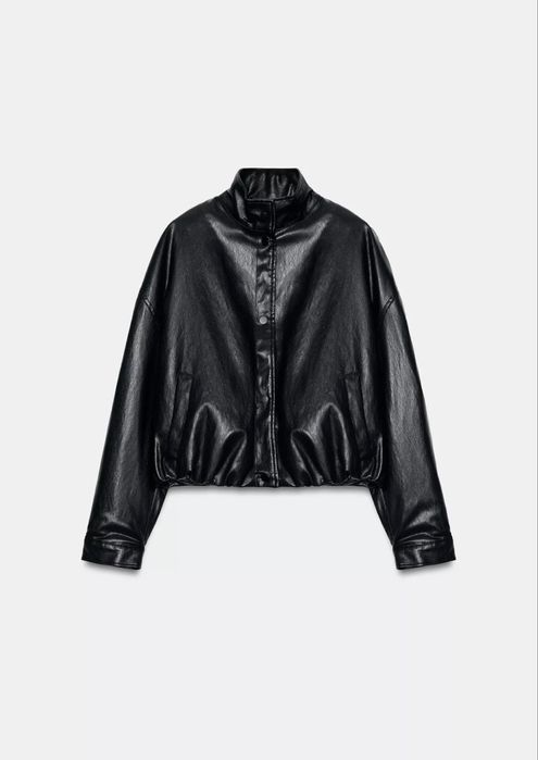 Шкіряна жіноча куртка Zara S чорного кольру XS і L