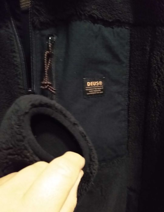 эксклюзивный новый стильный кардиган Deus ex Machina