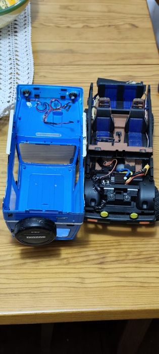 Jeep Jimmy rc escala 1/12