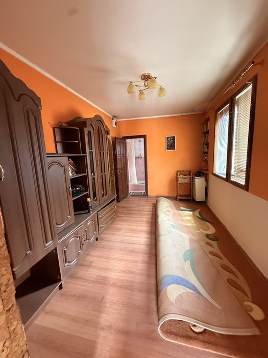 Продаж будинку в Холмоку