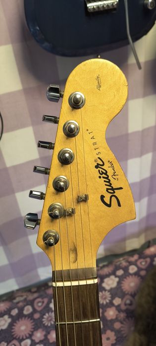 Продам электрогитару