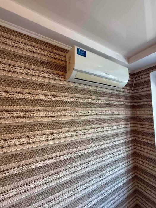 3-кімнатна квартира в самому центрі — 72 м², Свіжий ремонт, Цегла