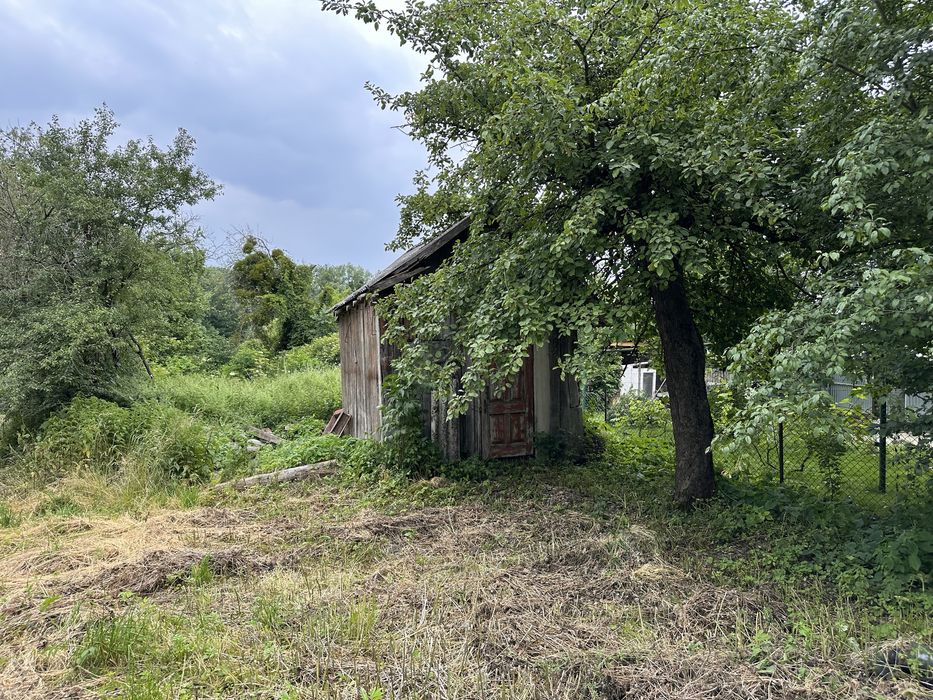 Продається будинок Підключене світло (три фази), газ,город і сад
