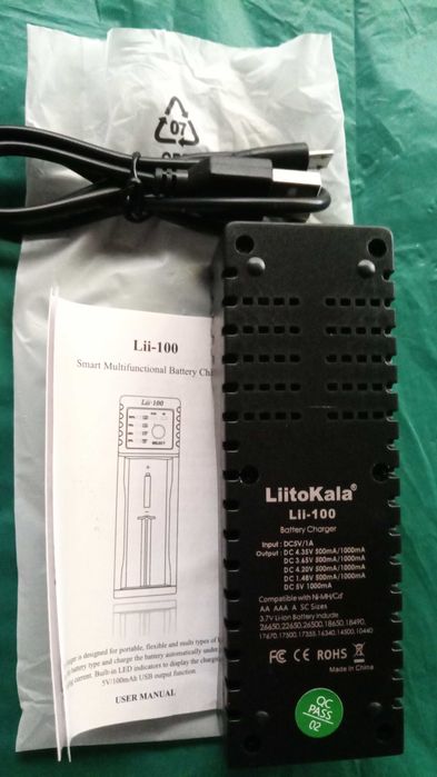 Продам новий Зарядний пристрій LiitoKala Lii-100b 100