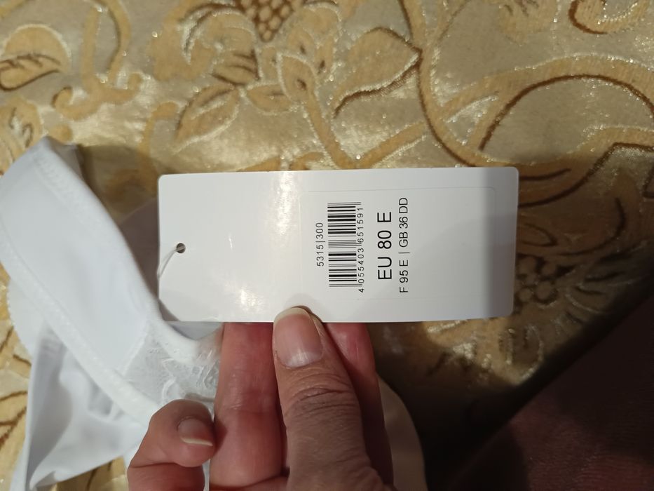 Бюстгальтер без кісточок 80 Е