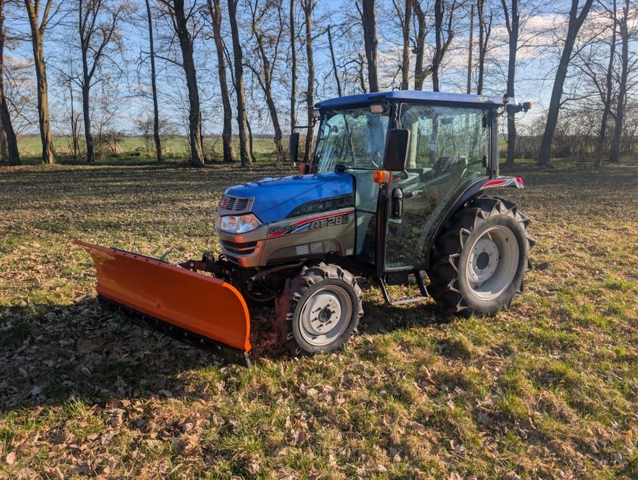 Minitraktor Iseki AT280 Yanmar Mitsubishi Kubota  Zarejestrowany Komunalny Traktorek