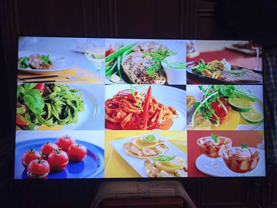 Samsung UE50TU8002 Диагональ 126cm 4K Ultra HD Smart Wi-Fi