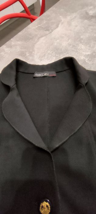 Piękny żakiet,marynarka znanej marki Marccain.