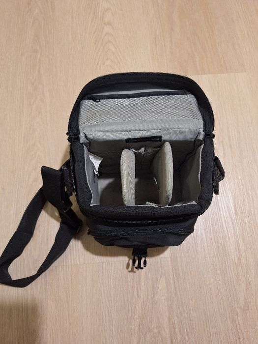 Bolsa Lowepro preta