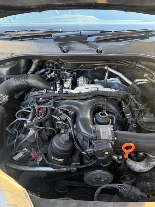 Silnik Audi Q7 3.0tdi CJGA kompletny 190k przebiegu