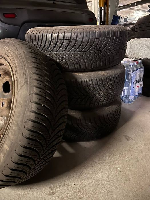 Opony sezonowe ze stałówkami rozmiaru 14