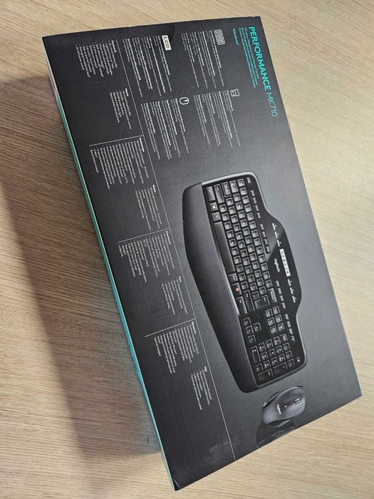 Zestaw klawiatura + mysz Logitech MK710
