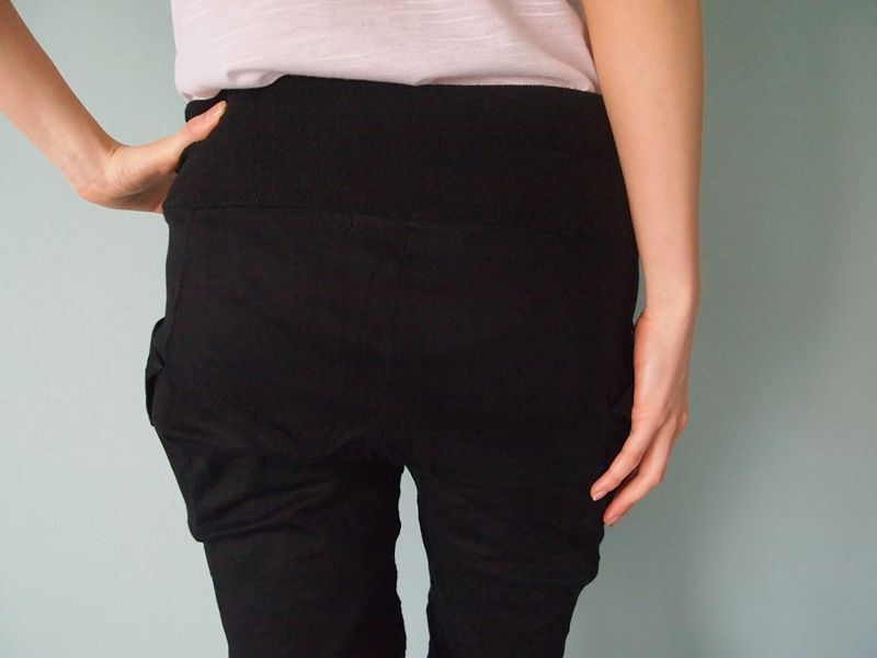 Czarne spodnie haremki XS 34 S 36 rurki chinosy wąskie obniżony krok