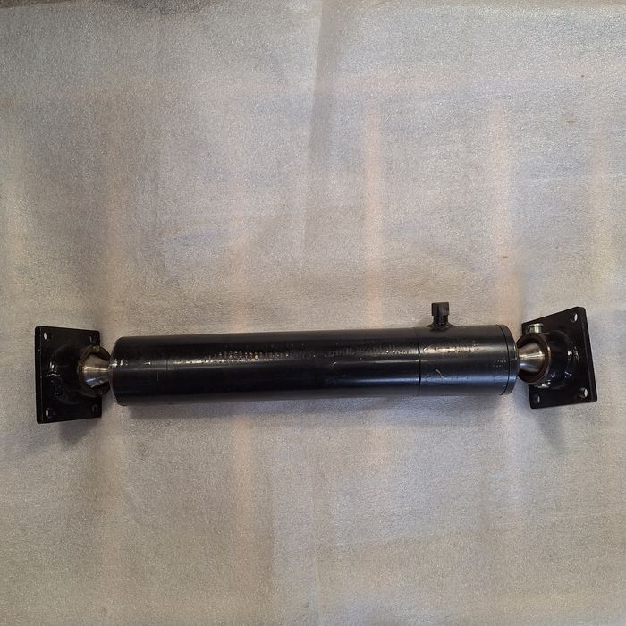 Телескопічні циліндри для причепів 2ПТС-4.та 1ПТС-9.