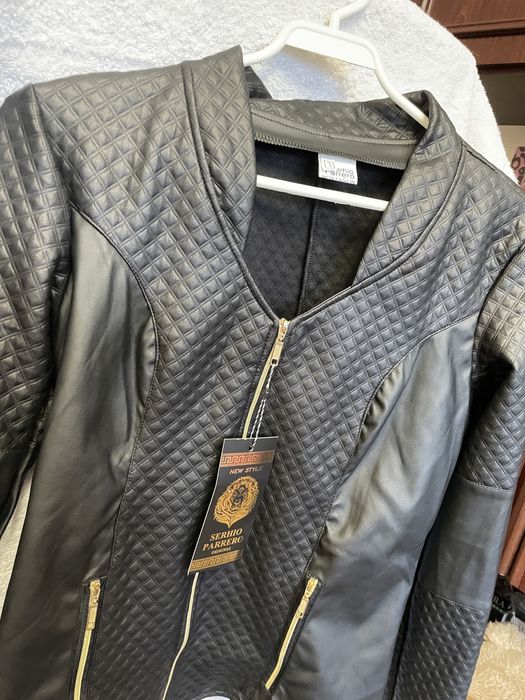 Продам костюм жіночий 46