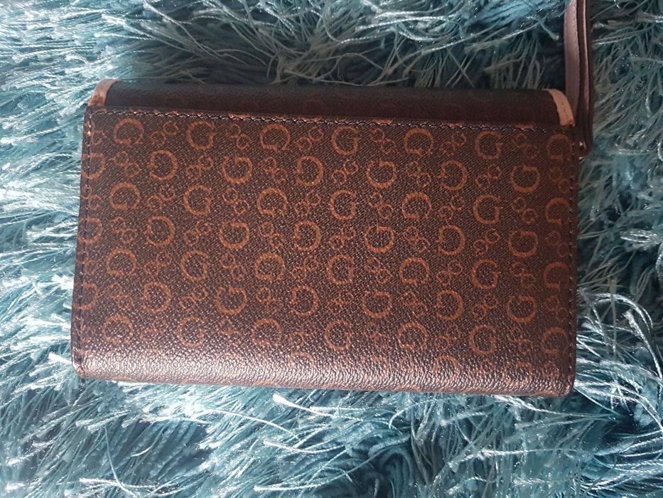 Portfel damski Guess