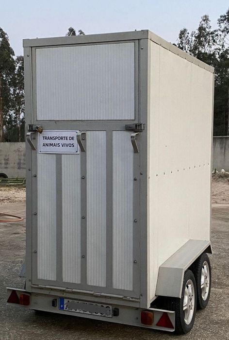 Roulote Transporte de Animais, ex. Cavalos
