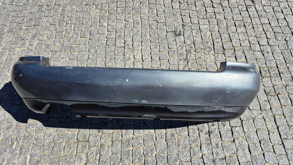 Para-choques traseiro Audi A4 B5 8D carrinha original pré facelift 1996 a 1999