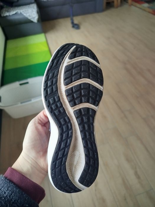 Adidasy dziewczę Nike r. 33
