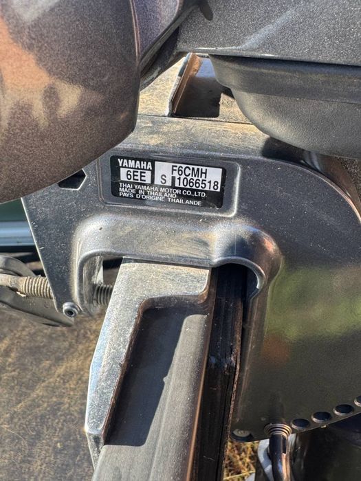 Продам комплект: човен Kolibri KM-330D Profy + Yamaha  F6CMH  6 к.с.