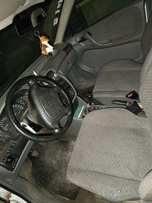 Opel astra branco
