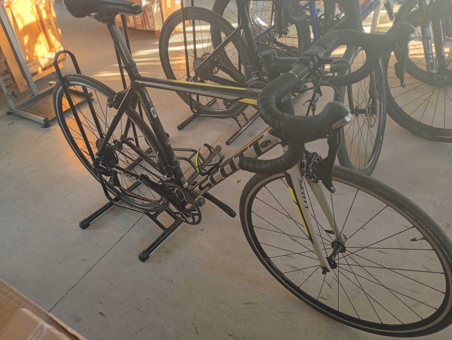 Bicicleta estrada Scott