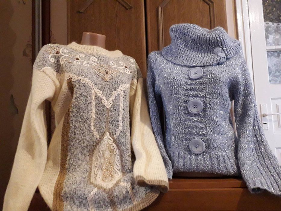 свитера и кофты  разных размеров 48-52