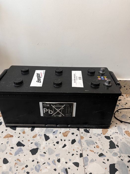 Вантажний акумулятор Energizer 180Ah 1100A Commercial EC6