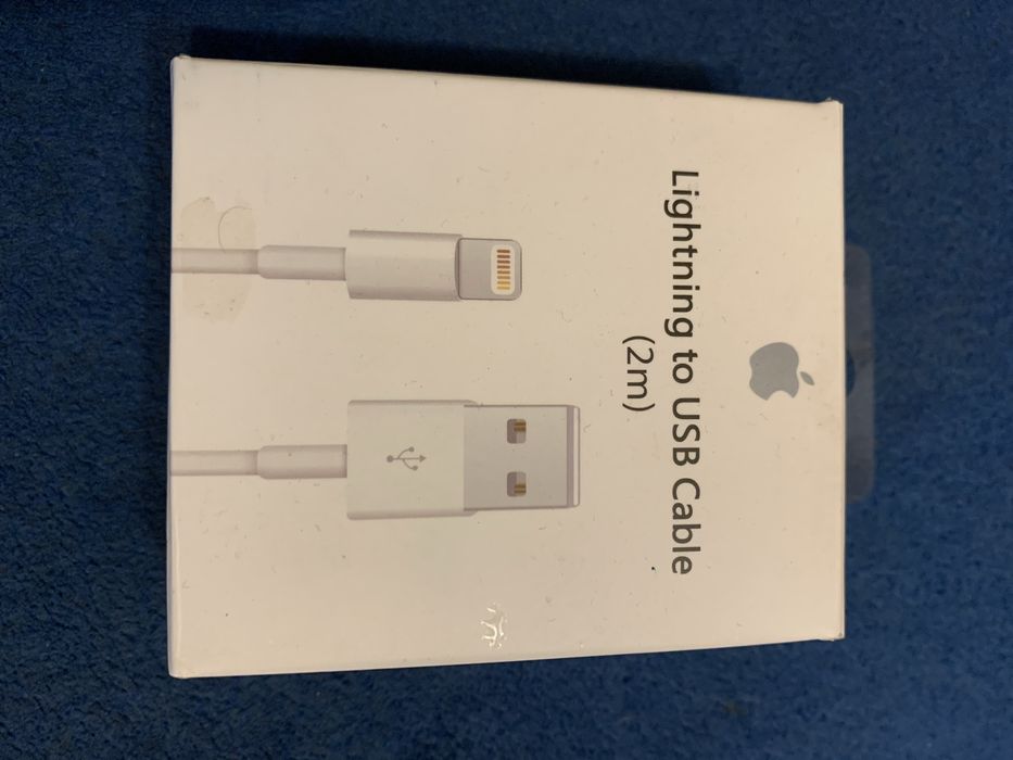 Кабель фирменный Apple USB to Lighting 2м. Греется штекер.