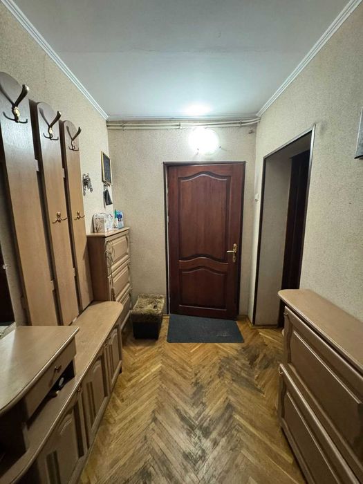Довгострокова оренда 3-кімнатної квартири