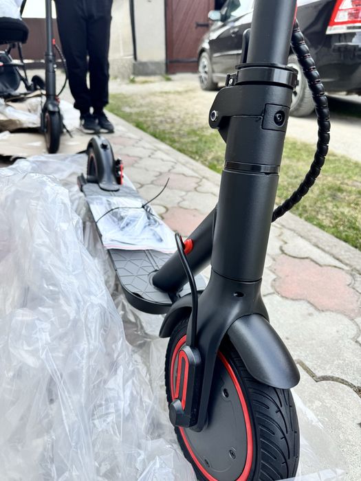 Безкоштовна доставка Електросамокат як Xiaomi Mi Electric Scooter M365 350 Вт, Батарея 7,6Аг,  до 120 кг Самокат колеса 8,5 макс швидкість 25 км/год