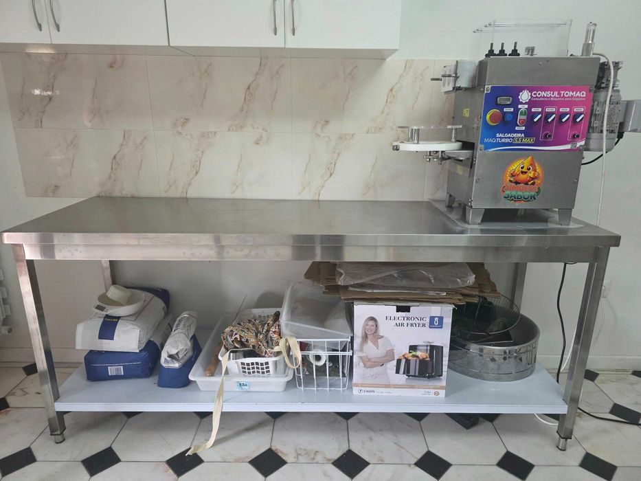 Passo / Vendo Negócio Completo de Fabricação de Salgados – Equipamentos Profissionais Consultomaq e Inox