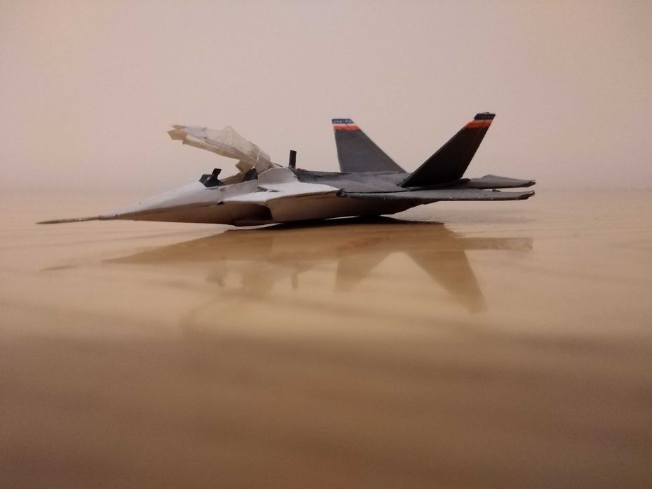 Avião de papel Modelo YF22