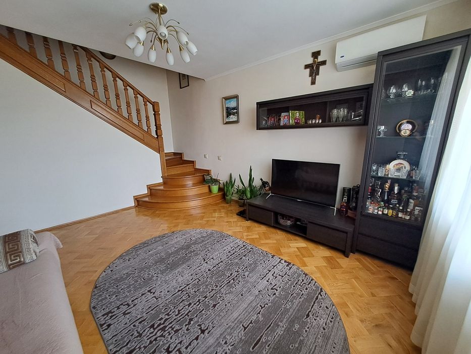 Терміново! Продаж 3к квартири 94.4 кв. м на вул. Лозовецька