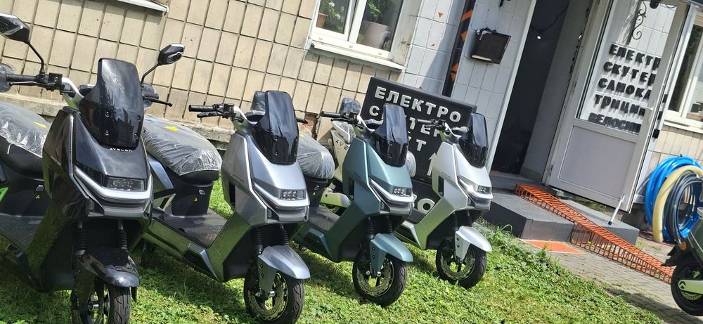 Електроскутер Garow «L500»  1500W, 72V 30Ah літій-залізо-фосфатний,